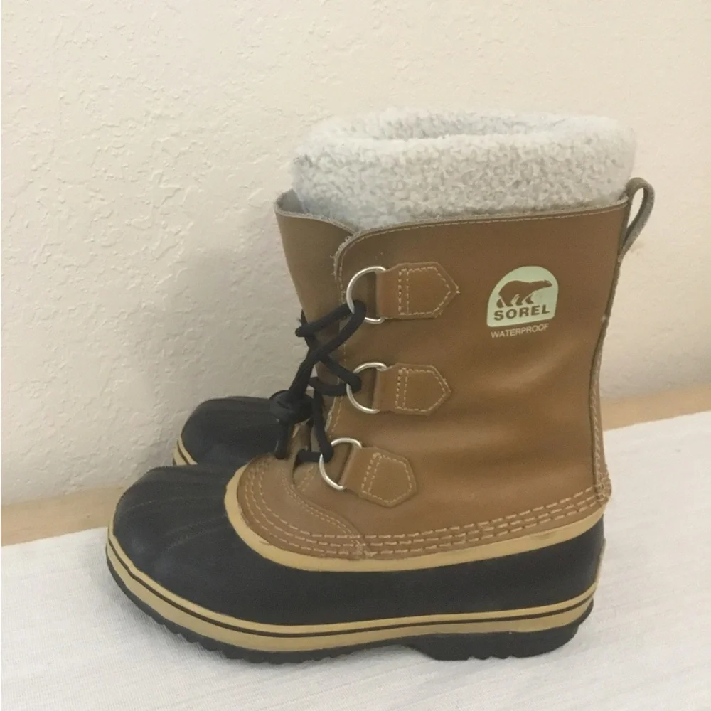 Sorel Yoot Pac Mens Round Toe WaterProof Snow Boot Brown Black youth size 4